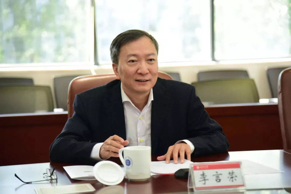 当名校开启“合作热潮”，你更看好谁？1、北大清华南开华东师大与云南师大签约合作2、北师大将与遵义共建研究院