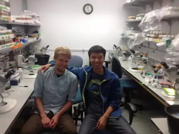 90后博士生拿下浙大最高奖学金